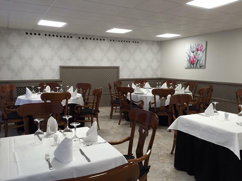 Hotel Restaurante Derby O Carballiño Eksteriør billede